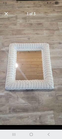 2324🦀 21 x 18  Mirror FRAMED Wicker WALL  Mirror