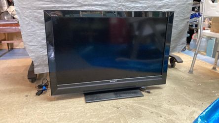 40" Sony Bravia TV