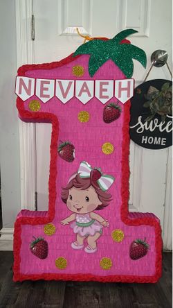 Strawberry shortcake theme pinata