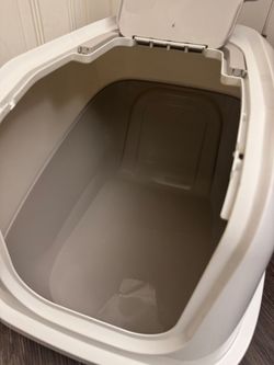 Moderna Enclosed Cat Litter Box with Swing Door