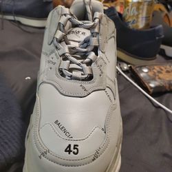 Balenciaga Tennis Shoes