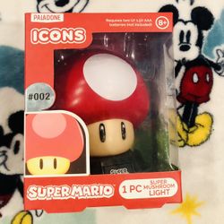 Paladone Super Mario Bros. Mushroom 3D Night Light - Decorative Lamp Collectible