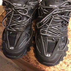 Balenciaga Track Runners Size 42 So Around A 10/10.5 In Men’s 