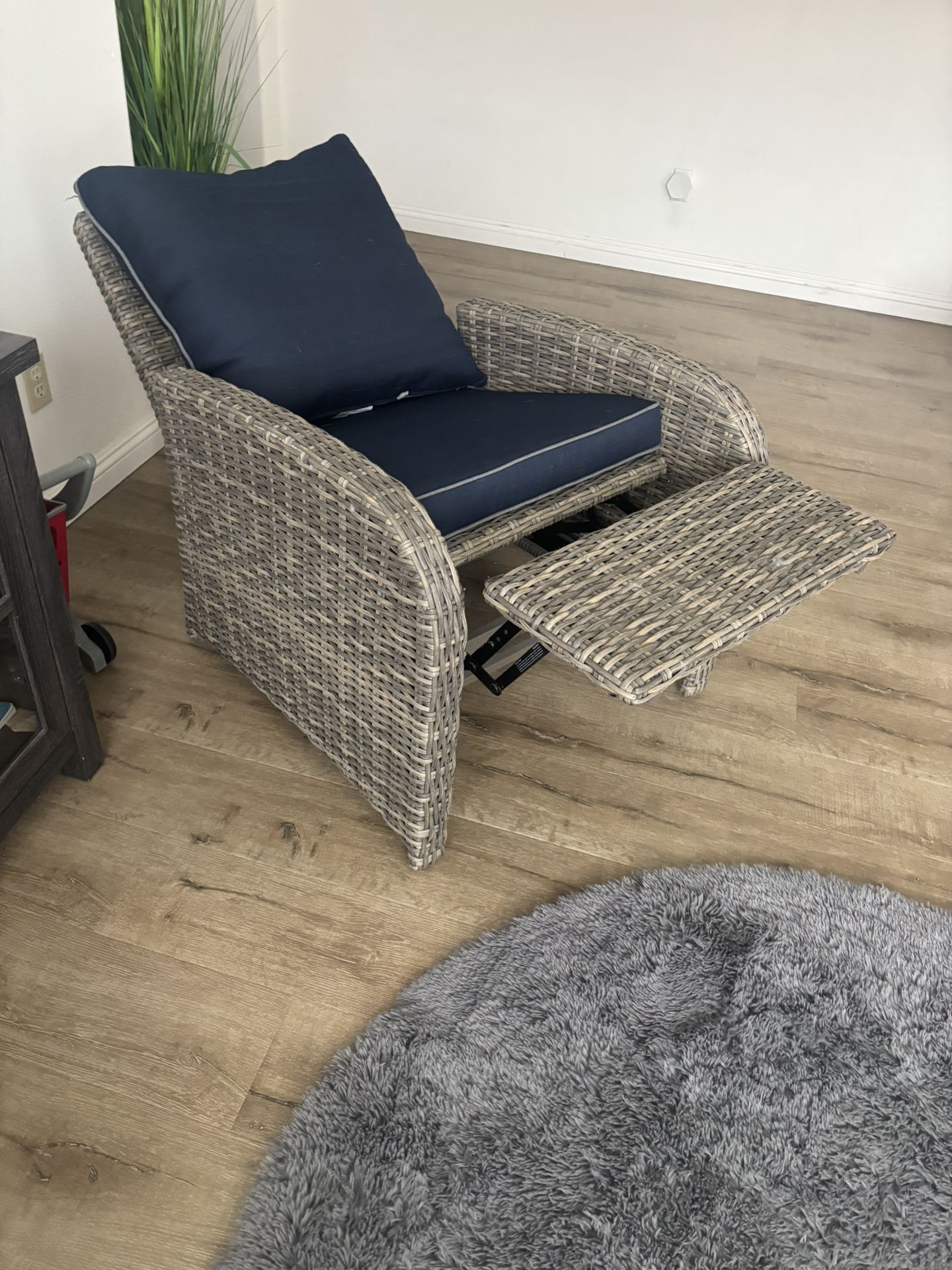 Wickered Reclining Chair