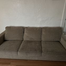 Free Couch 