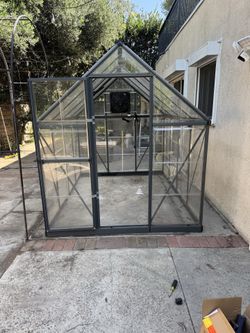 6’ x 8’ Greenhouse