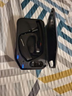 audiculares plantronic voyager5200 Bluetooth  en buenas Condisiones