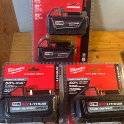 Milwaukee batteries 