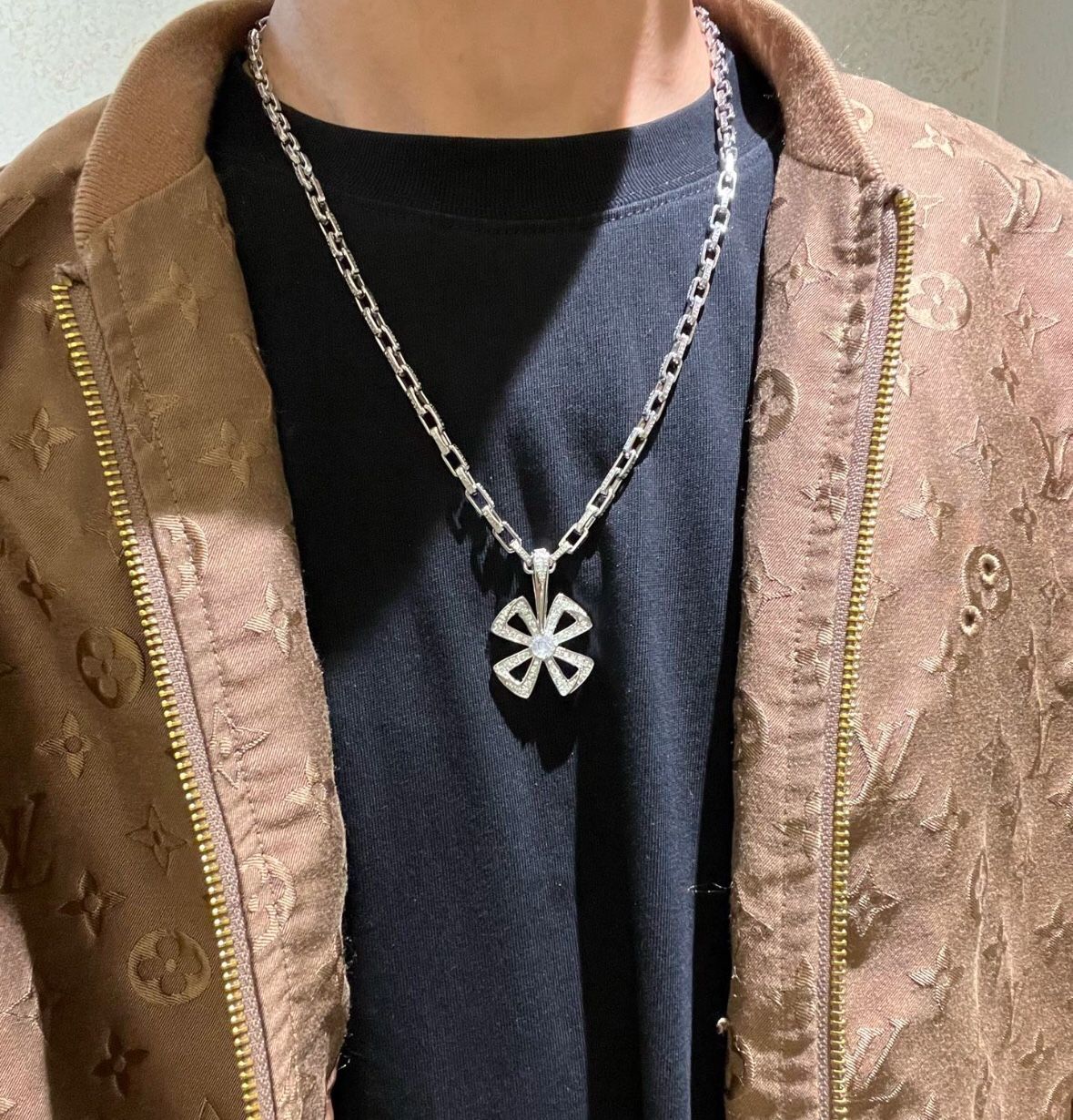 Silver necklace