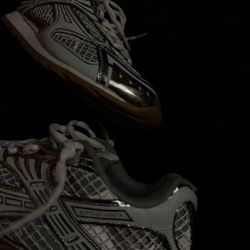 Bottega Sneakers Silver And White 