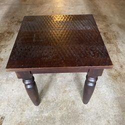 End Tables / Night Stand (x2)