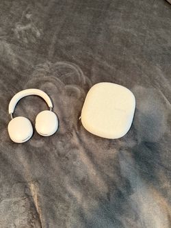 Sonos headphones, white