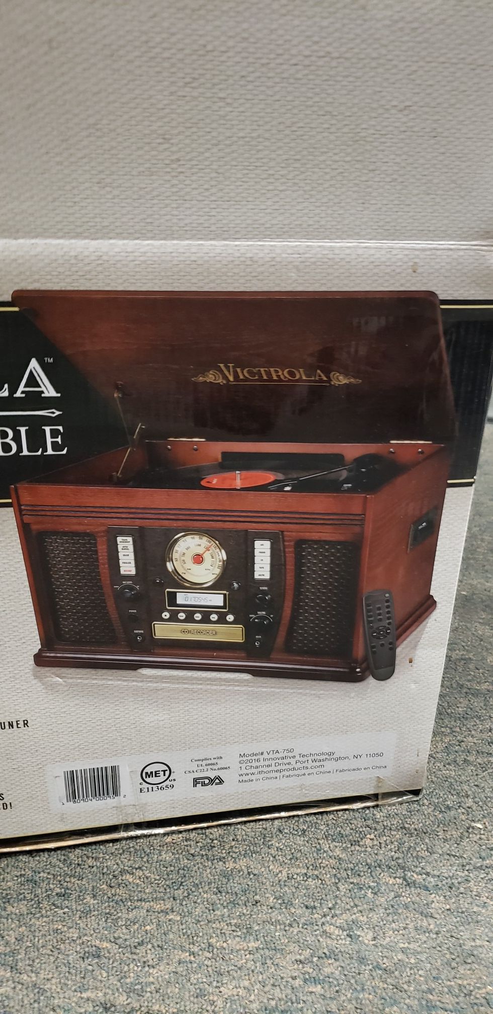 New Victrola 6-in-1 Turntable