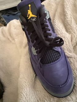 Laker 4s