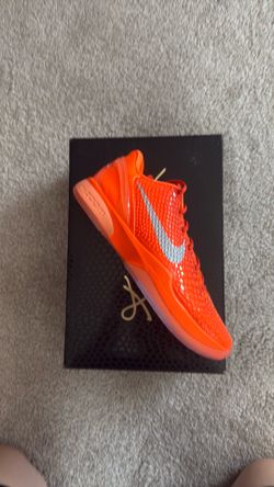 Kobe 6 protro orange Sz 11.5