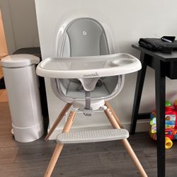 Munchin High Chair - Ecstatic 