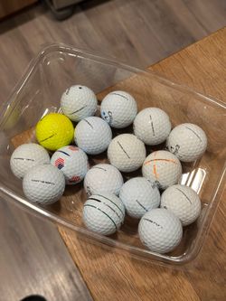 16 Used Callaway Golf Balls - Chrome Soft, Hex Tour, Chrome Tour
