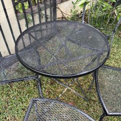 Iron Table & 4 Chair Set 