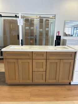 Brand new oak vanity for sell