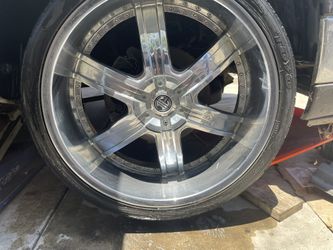 24 Inch Wheels & Tires