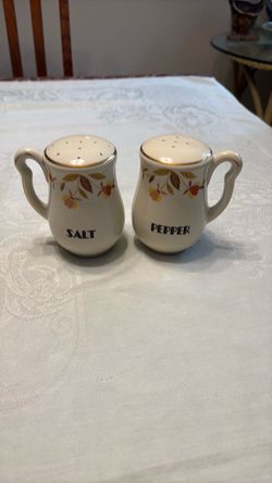 Hall Autumn Leaf  Salt and Pepper Shakers