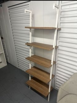 “🏡 Airbnb Storage Clean-Out – Everything Must Go! 🏡
