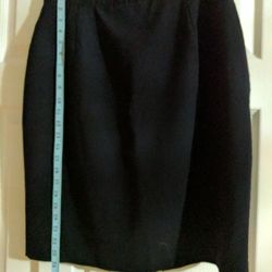 Ladies silk lined Skirt!