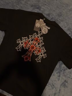 Chrome heart red and black shirt