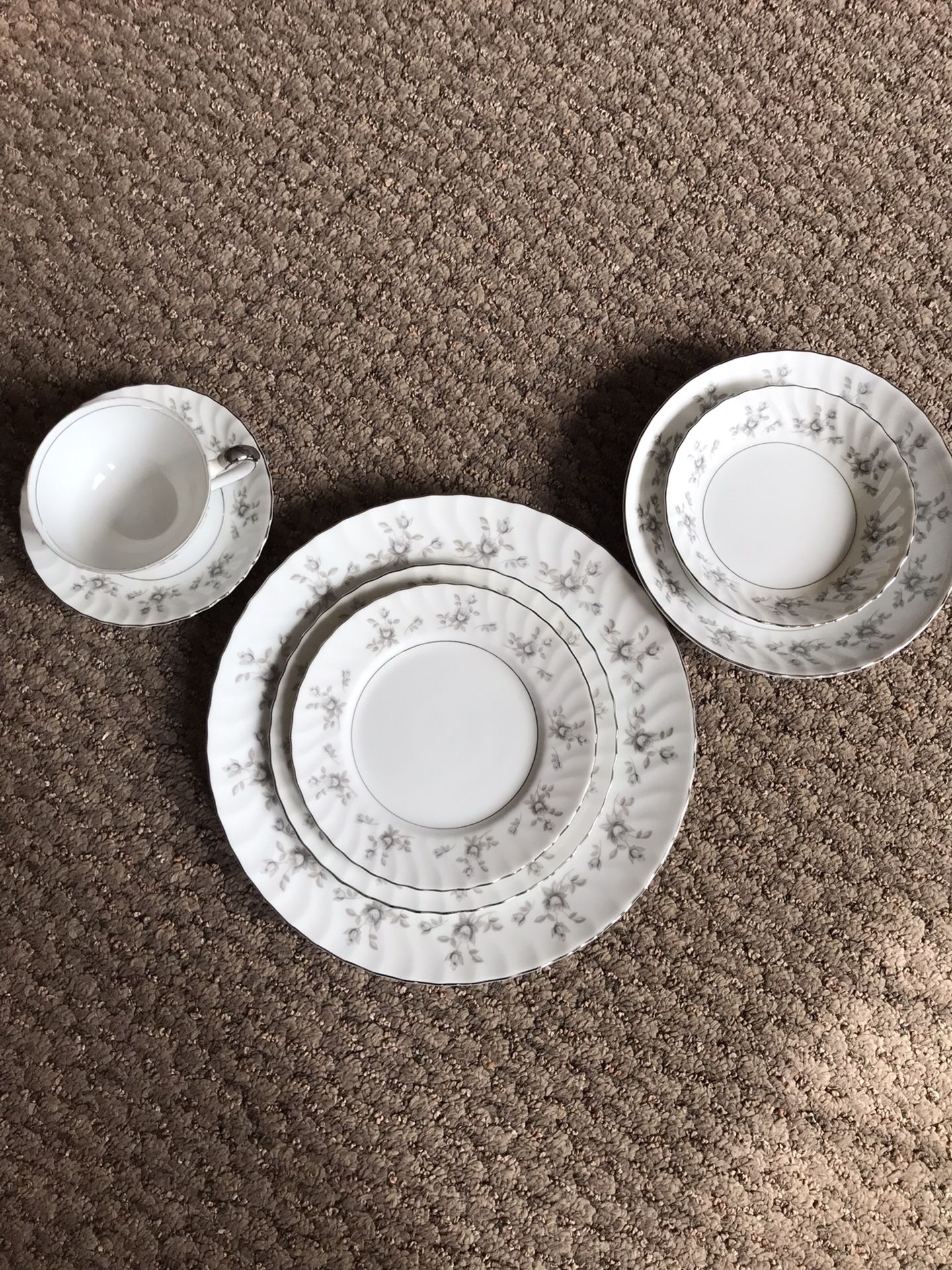 Set of China For 12
