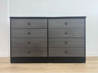 8 Drawer Dresser (Particle Board)