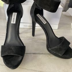 AMAZING CONDITION BRAND NAME Steve Madden Heels SIZE 8.5
