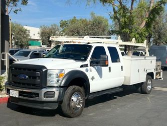 2012 Ford F550 Super Duty Crew Cab & Chassis