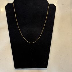 14k Gold Chain / Broken