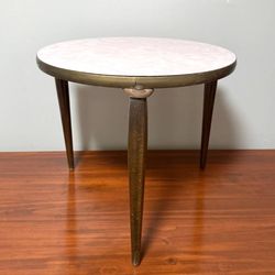 Vintage Mid Century Round Accent 3 Legged Table Plant Stand Formica Faux Marble Top