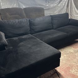 Black sectional good condition 300 delivery extra