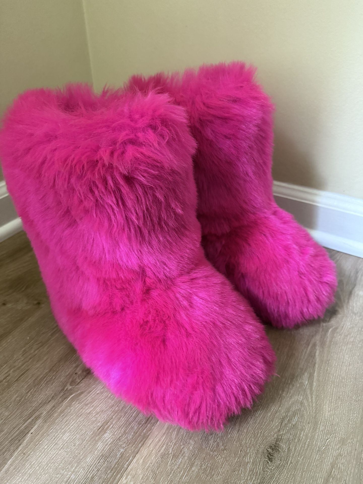Fluffy Boots