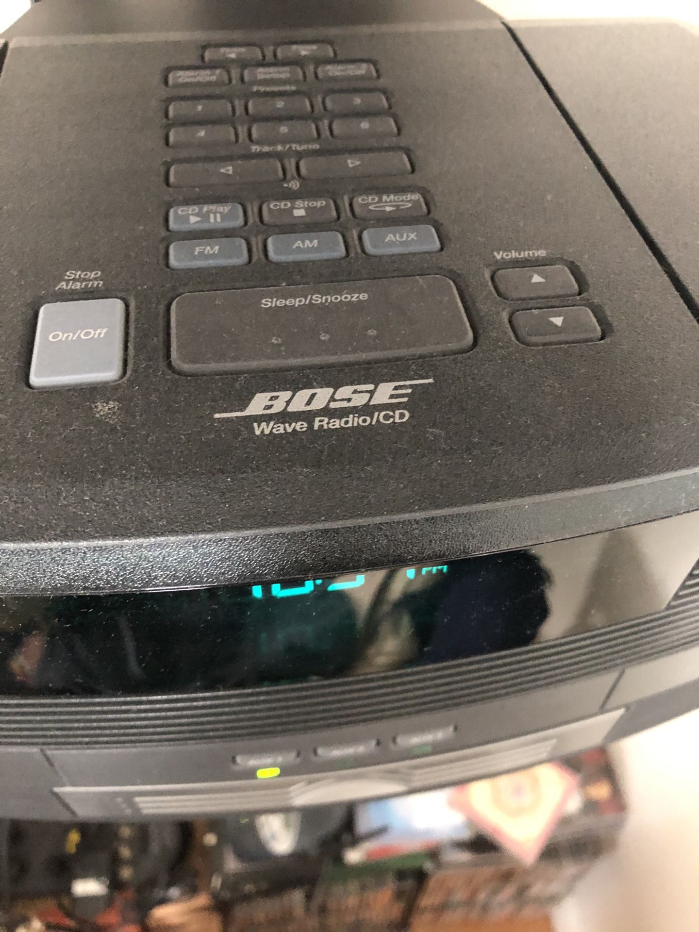 Bose wave radio with CD only!! Extra disc changer sold!!