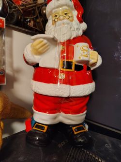 Williams-Sonoma Santa Claus Vintage Cookie Jar Comes With A Beautiful Ceramic Trailer Perfect For A Christmas Gift