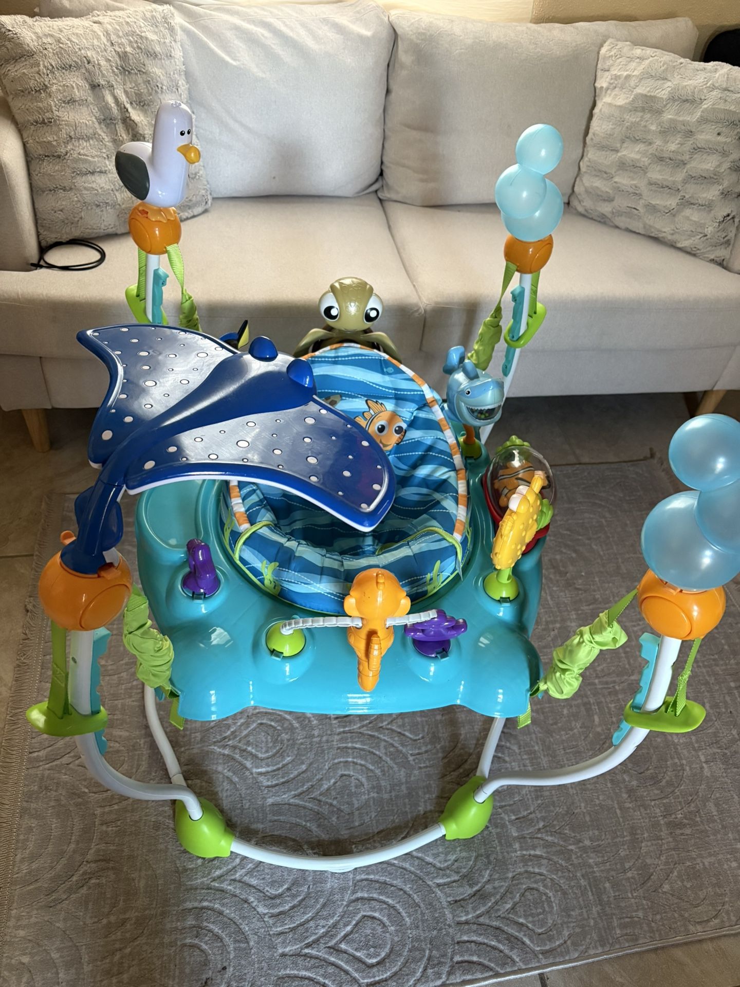Disney Baby Finding Nemo Sea- activity center
