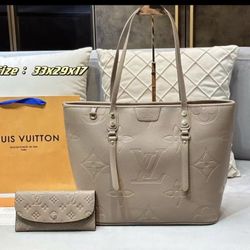 HOLIDAY SALE: FREE MATCHING WALLET + FREE SILK SCARF WITH EVERY BAG