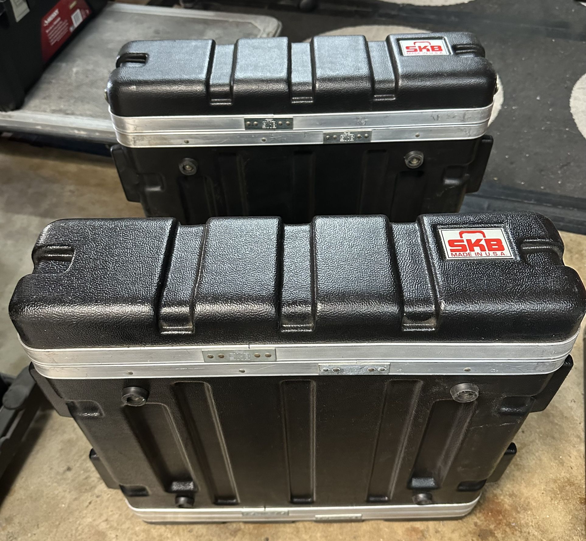 SKB RACK MOUNT CASES