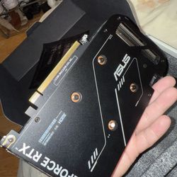 Asus RTX 4060 Dual 8GB