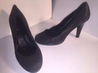 Kate spade suede metallic heels size 5.5 very cute