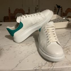 Alexander McQueen Oversized Shoe