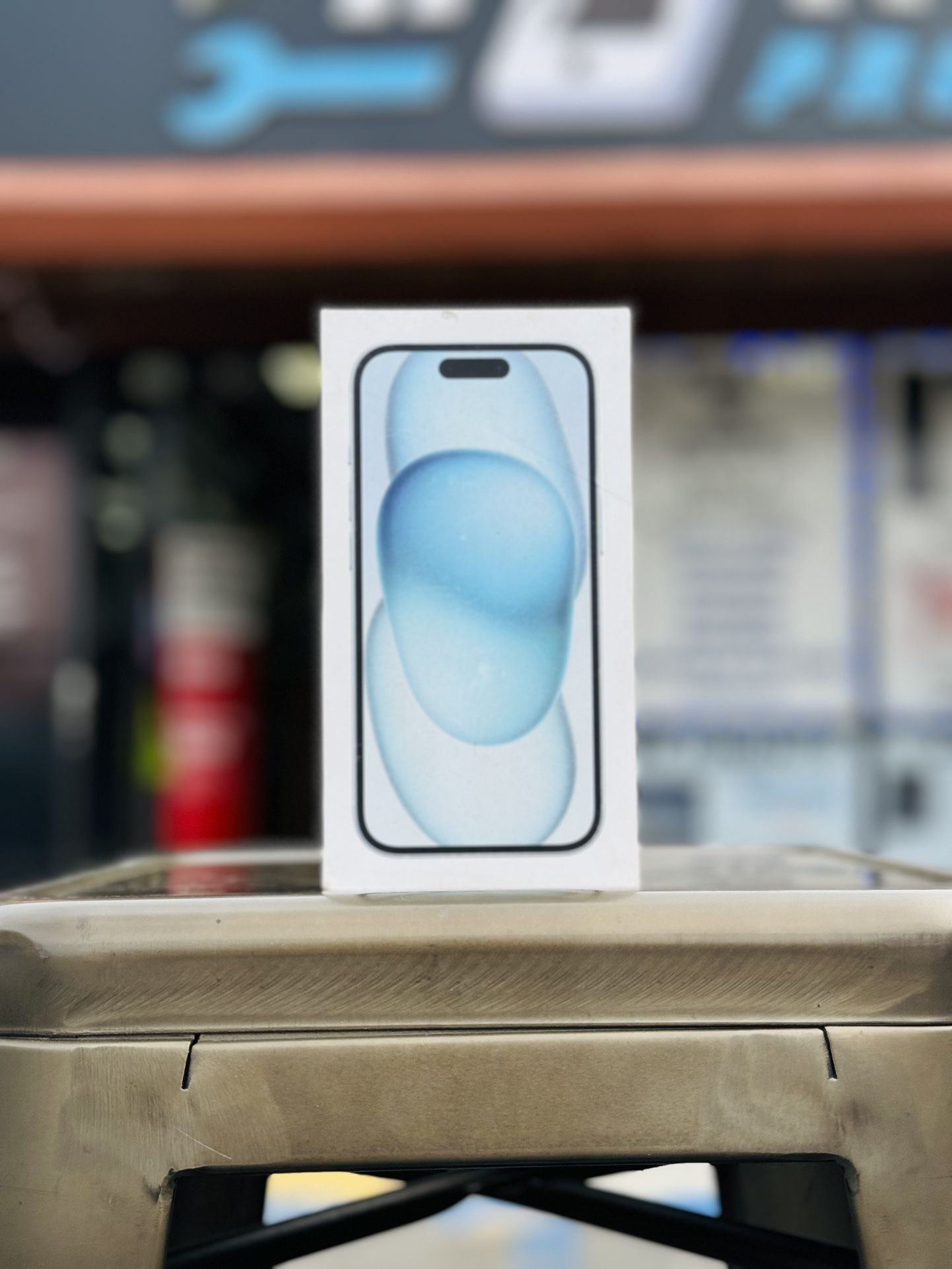 iPhone 15 (Factory Unlocked) 