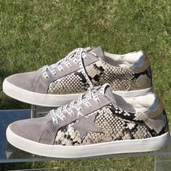 Steve Madden Gray Snake Print Women's Sneakers 9.5