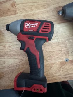 Milwaukee 1/4 impact