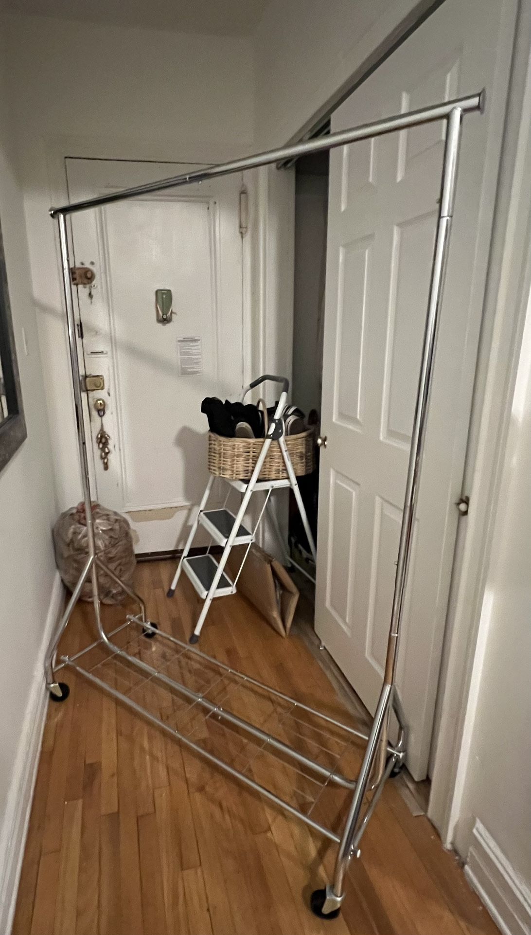 Heavy Duty Clothing Rack With Wheels