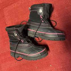 Girls Snow Boots Size 3