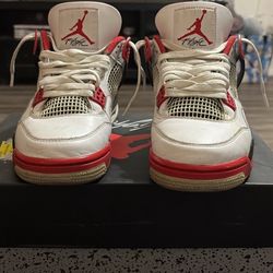Jordan 4 Fire Red 